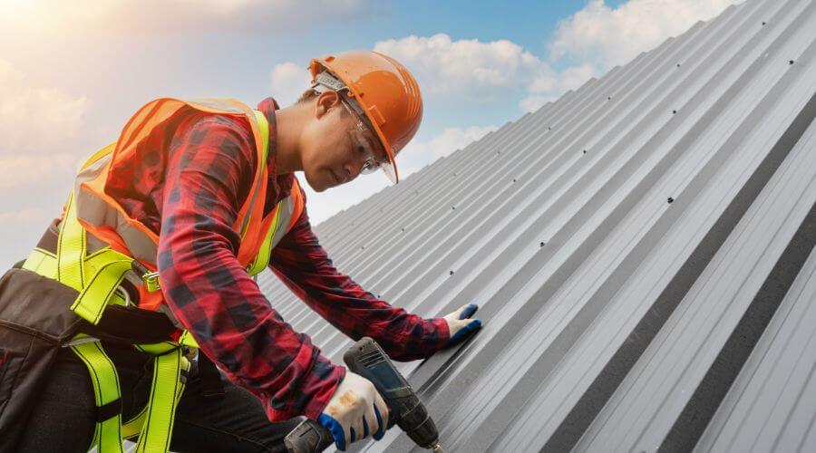Professional Emergency Roof Repairs services in Surrey, ND